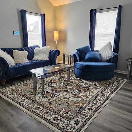 New 3Bd Home Near Downtown Indy インディアナポリス エクステリア 写真