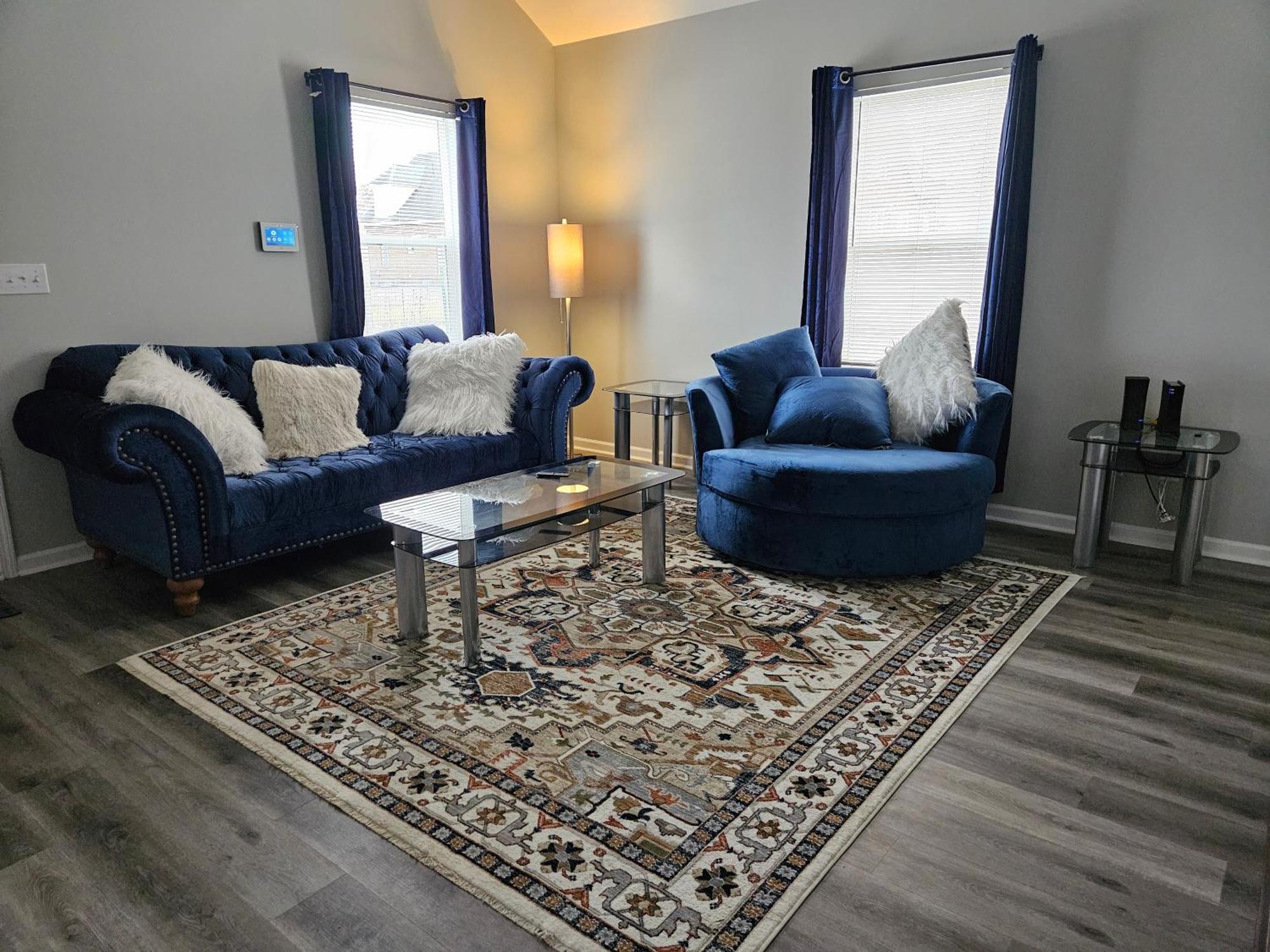 New 3Bd Home Near Downtown Indy インディアナポリス エクステリア 写真