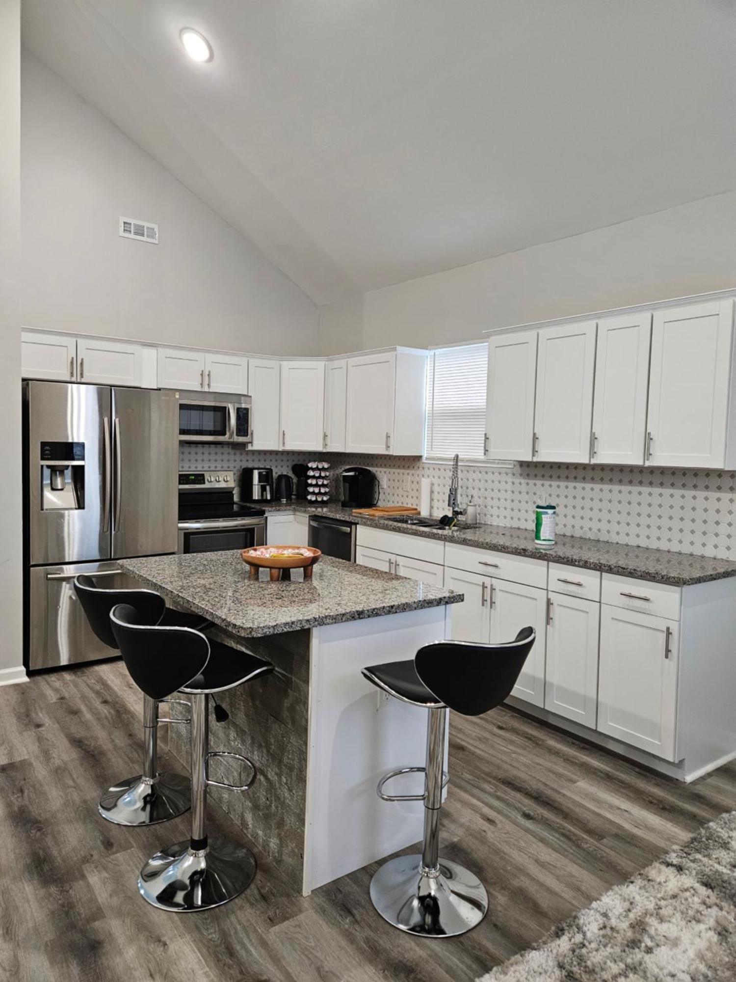 New 3Bd Home Near Downtown Indy インディアナポリス エクステリア 写真