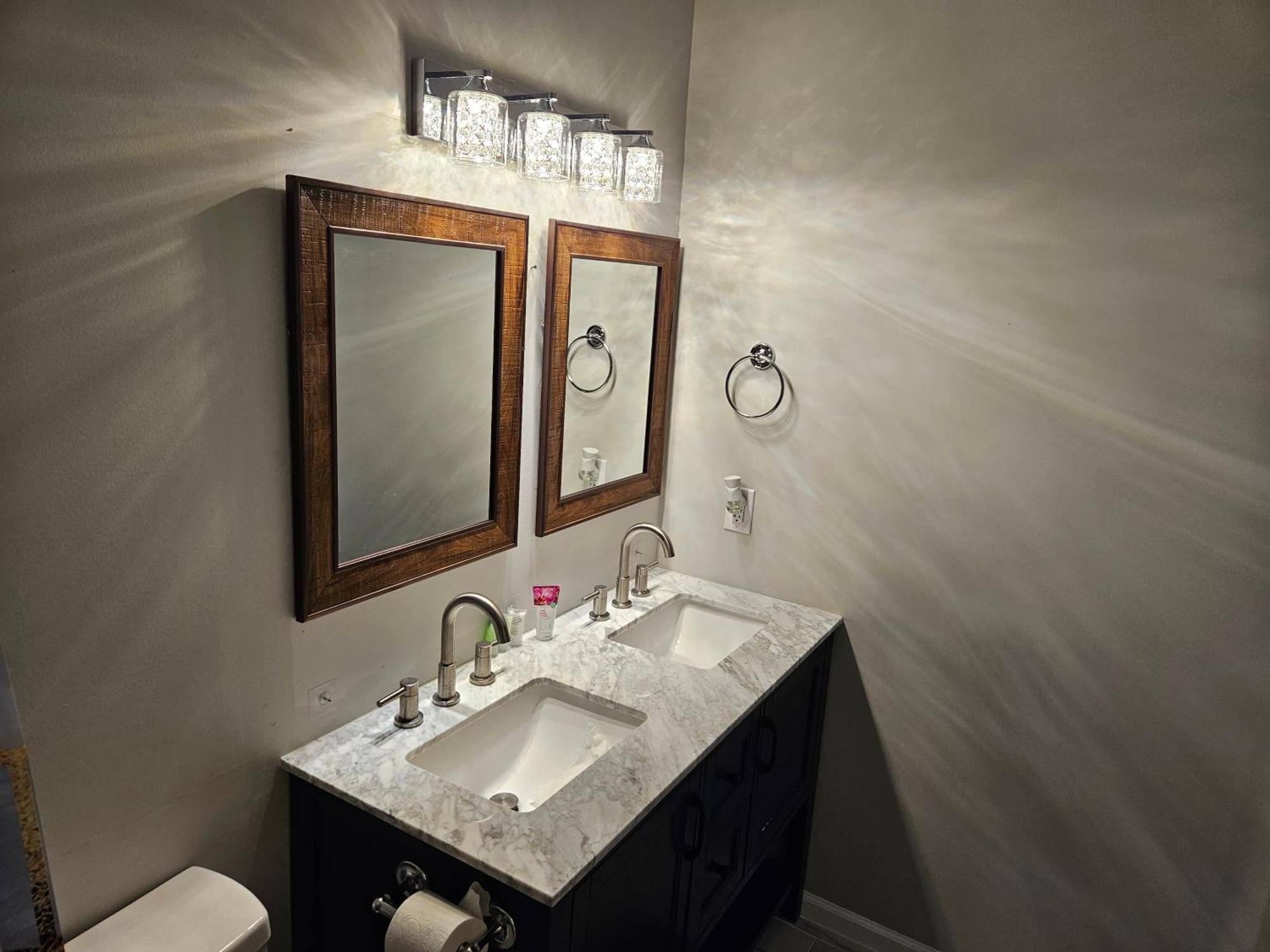 New 3Bd Home Near Downtown Indy インディアナポリス エクステリア 写真