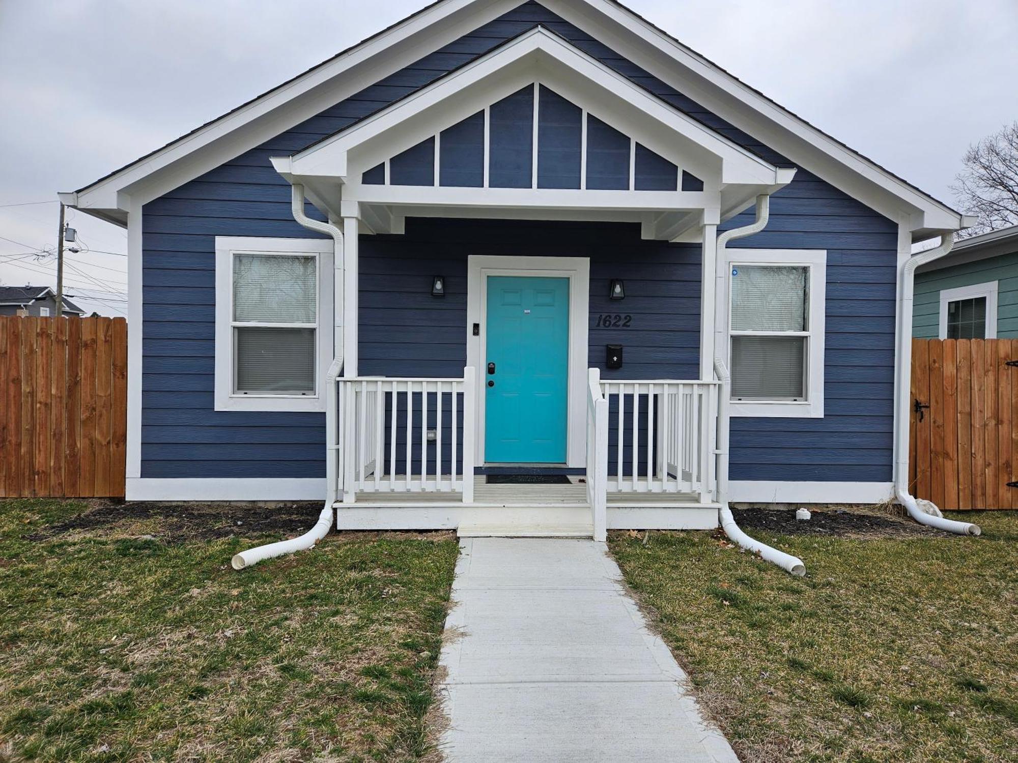 New 3Bd Home Near Downtown Indy インディアナポリス エクステリア 写真